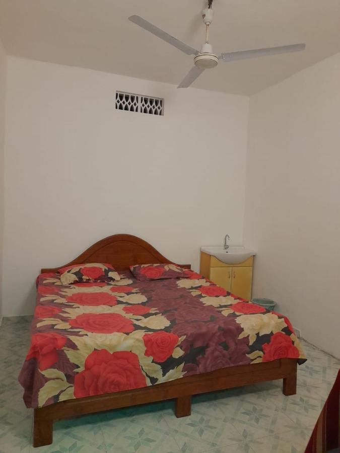 Rr House Hotel Colombo Luaran gambar