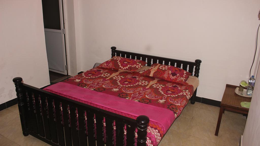 Rr House Hotel Colombo Luaran gambar